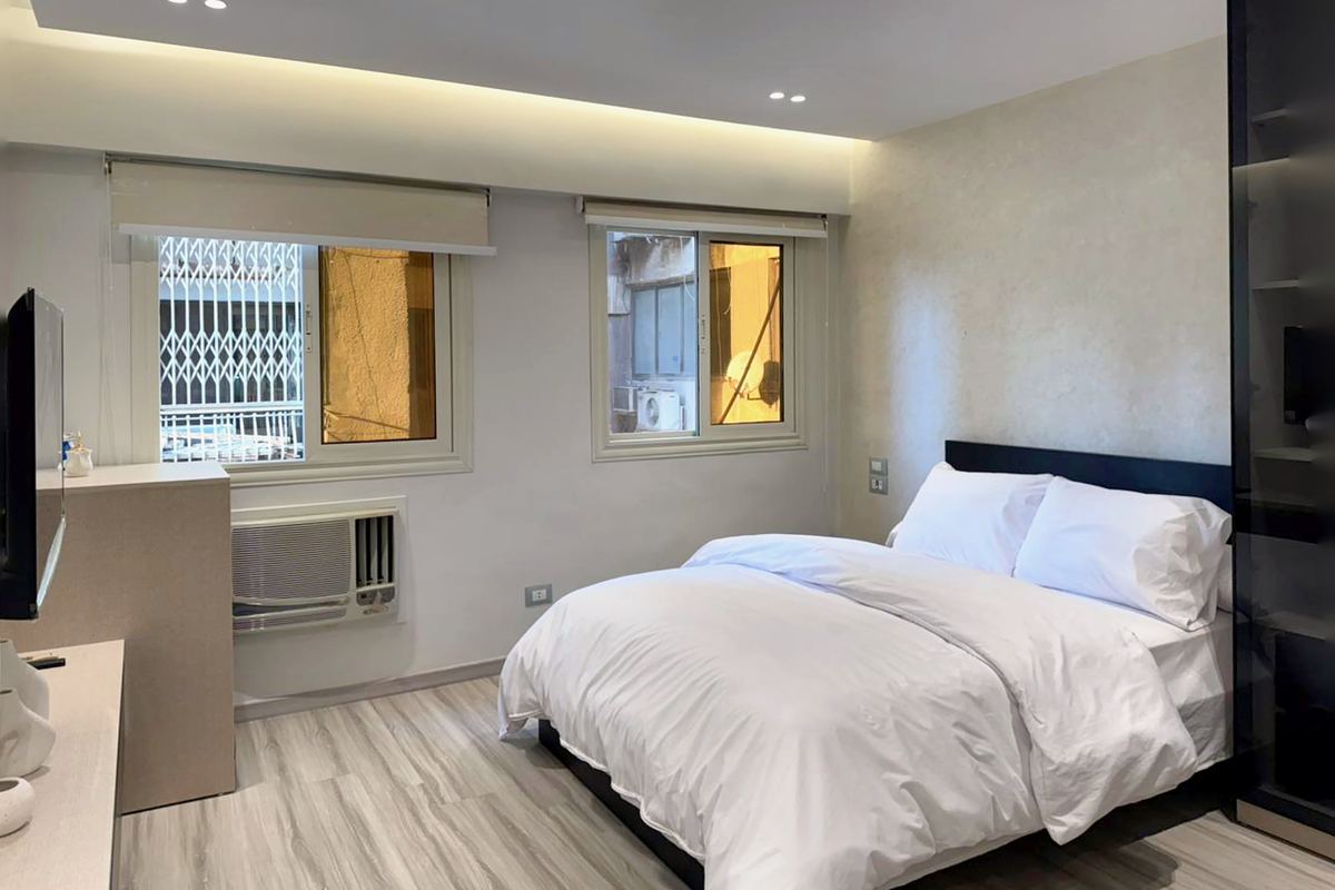 Bed and windows